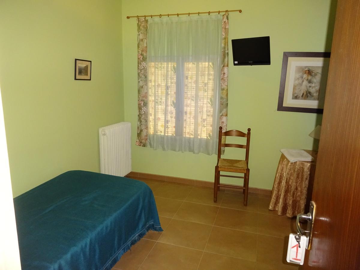 Hostal Terraferma Algerri Экстерьер фото